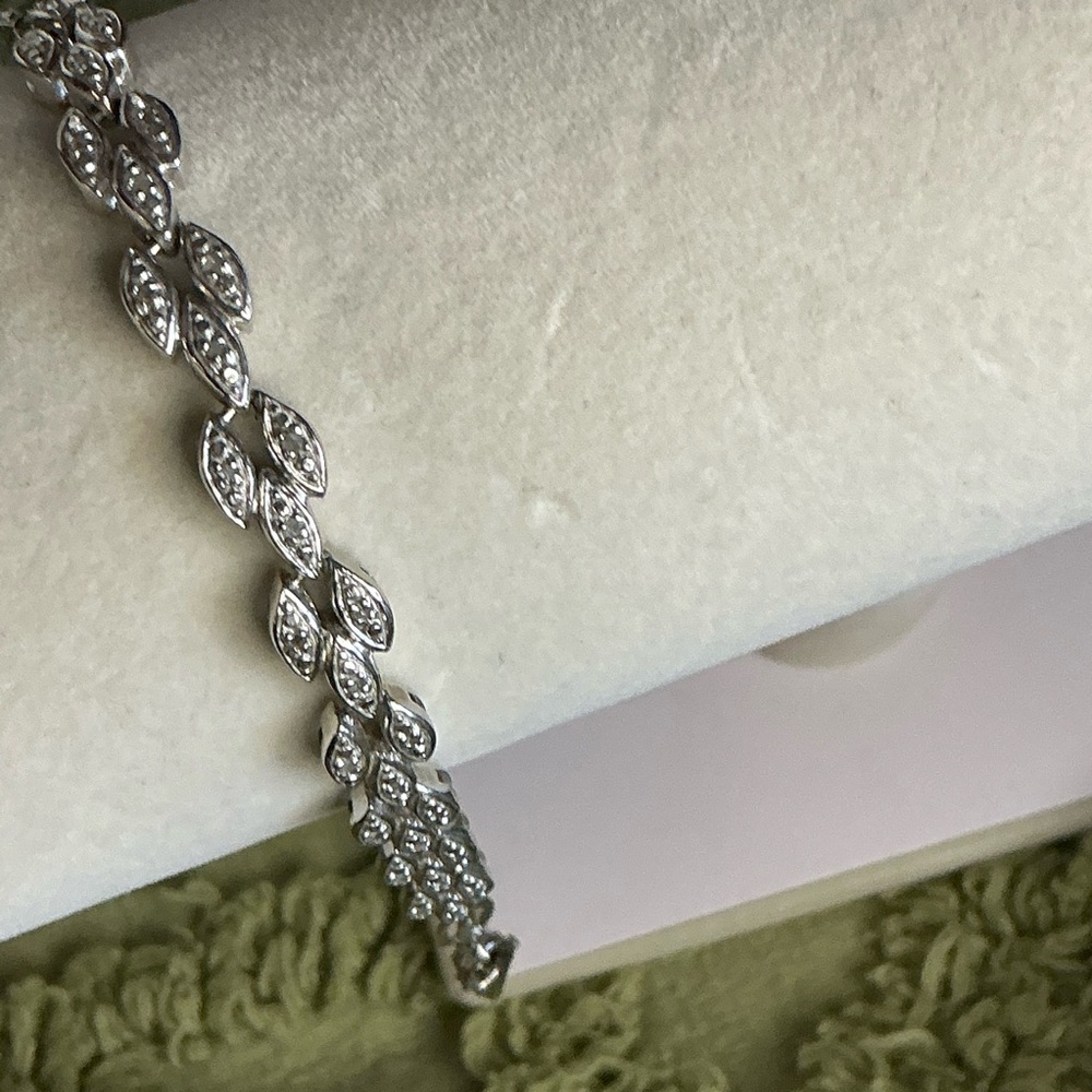Gorgeous Marquise Silver Bracelet